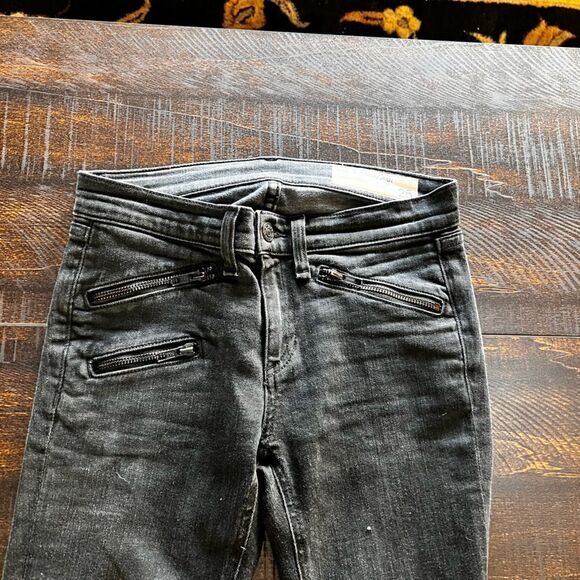 EUC Black Rag & Bone Jens Zippered Leg &  Pockets Size 25 #SUM5 - Picture 2 of 8